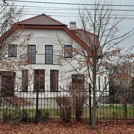 Anatoliya Guesthouse Kaliningrad Exterior photo